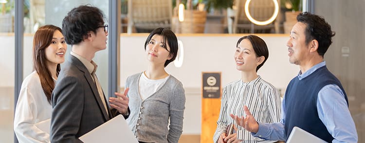 スタッフの体制